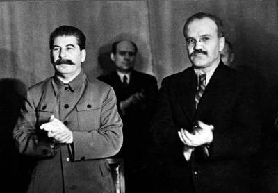 Сталинская «железная задница» Вячеслав Молотов заблаговременно знал о начале войны, но ничего не предпринял