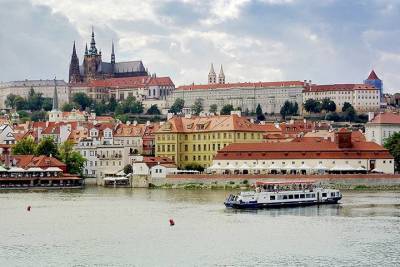 Спикер чешского сената назвал заявления Земана о взрывах во Врбетице безответственными