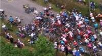 Полиция объявила в розыск болельщицу, спровоцировавшую завал на &#171;Тур де Франс&#187;