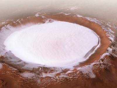 Китайский марсоход прислал видео с «красной планеты»