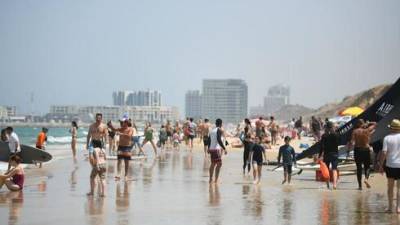 В Израиле наступает экстремальная влажная жара: минздрав предупреждает