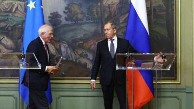 Лавров объяснил позицию ЕС по России желанием «подпевать» Вашингтону