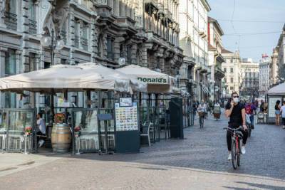 В Италии отменено ношение масок на улице