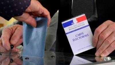 Партия Макрона провалилась на выборах во Франции