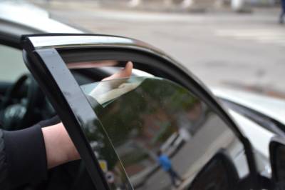 61-летняя сахалинка попала под колеса "Тойоты" на пешеходном переходе