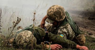 На Донбассе за сутки четыре обстрела: ранен боец ООС