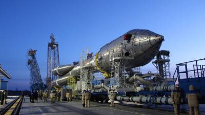 Роскосмос проводит предстартовую подготовку ракеты "Союз-2.1а" перед отправкой к МКС - newinform.com - союз