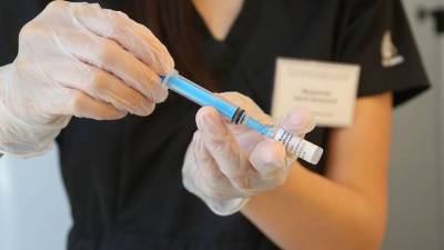 Вакцина «КовиВак» закончилась в Москве