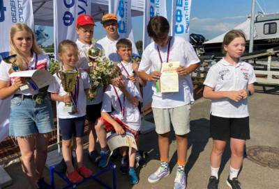 Юные ленинградцы взяли бронзу на первенстве РФ по водно-моторному спорту