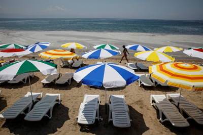 Раскрыта оптимальная стоимость отдыха на популярных курортах в июле