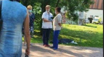 "Упала и умерла": в центре Ярославля нашли труп женщины