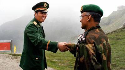 МИД КНР опроверг информацию об усилении напряженности на границе с Индией