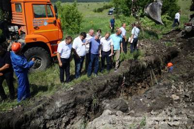 В Радищевском районе меняют 6,5 километра водопроводных сетей