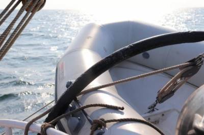 У берегов британских островов в Вест-Индии найдена лодка с 20 телами
