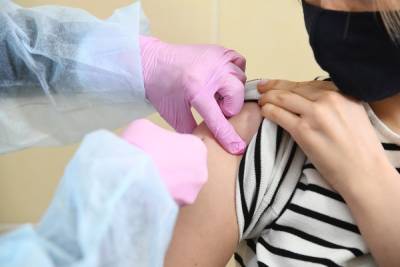 В Астраханскую область поступило 15 тысяч вакцины от COVID-19