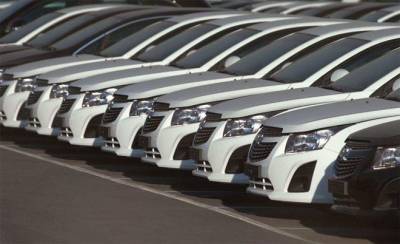 Узбекистан экспортировал автомобили в Азербайджан более чем на $400 тыс.