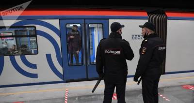 Движения поездов в московском метро приостановлено из-за подтопления станции "Ясенево"