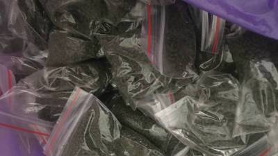 В Башкирии у 51-летней женщины нашли 4000 пакетиков наркотика