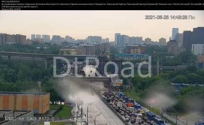 Движение транспорта перекрыли на Дмитровском шоссе из-за суперливня