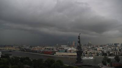 Суперливень в Москве: за несколько часов выпало 70% месячной нормы осадков