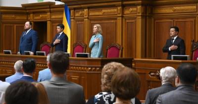 Зеленский созывает Раду на внеочередное заседание: какие законопроекты будут рассматривать