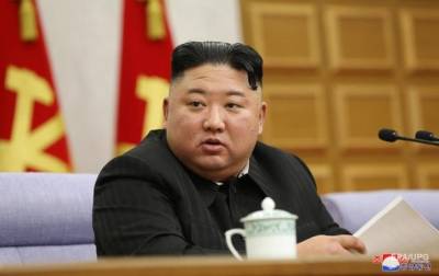 Пхеньян сообщил о "разбивающем сердца народа" состоянии Ким Чен Ына