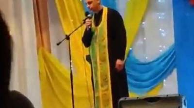 "Слава Украине – го*но России": священник ПЦУ поскандалил из-за "попов-сепаратистов"