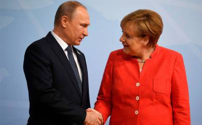 Меркель настаивает на важности переговоров ЕС с Путиным