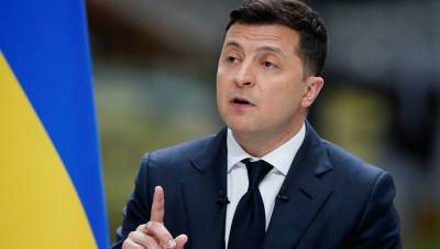 Зеленский призвал рассмотреть вопрос большого герба Украины как неотложный