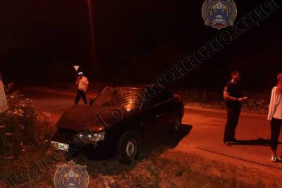 Пьяный водитель ВАЗа в Новомосковске влетел в столб линии электропередач: пострадал ребенок