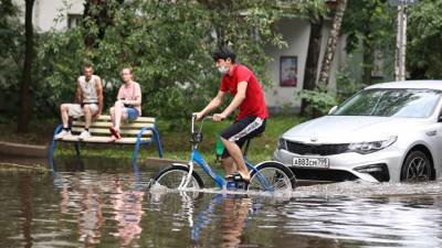 Заряды вырвались на свободу: Москва испытала силу воды