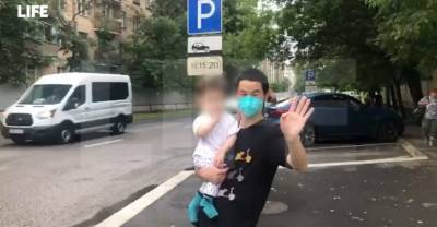 Гражданин КНР, которого не стали арестовывать по делу о торговле "суррогатными" младенцами, встретился со своим сыном