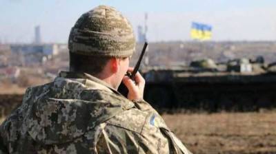 Наемники РФ на Донбассе обстреляли позиции ВСУ: ранен украинский военный