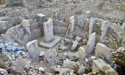 Мехмет Нури Эрсой - В Турции ученые нашли 11 ранее неизвестных пирамид вокруг Гебекли-Тепе - runews24.ru - Турция