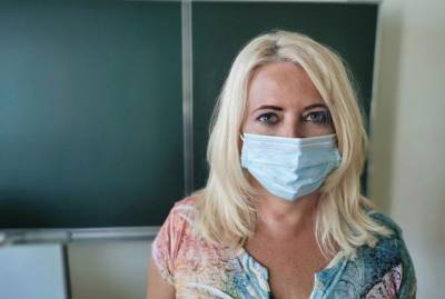 В Украине за сутки госпитализированных с коронавирусом вдвое большем, чем заболевших