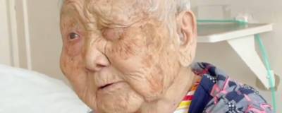 Врачи Улан-Удэ вылечили от коронавируса 101-летнюю пациентку