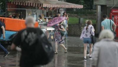 Большую часть Украины зальют дожди и грозы