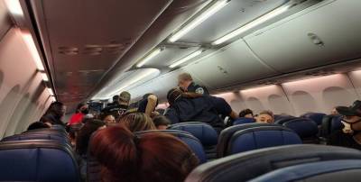 На борту самолета «Магадан – Новосибирск» скончался пассажир