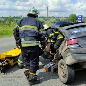 В ДТП на трассе Днепр-Харьков пострадали три человека. Фото