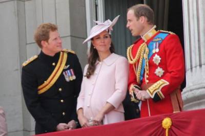 принц Уильям - принц Гарри - принцесса Диана - принц Филипп - В Великобритании разочаровались в возможности примирения принцев Уильяма и Гарри - versia.ru - Англия - Birmingham