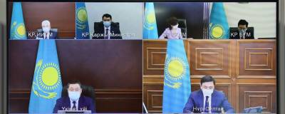 Мамин поручил ускорить вакцинацию на западе Казахстана