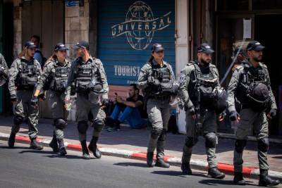 Арабские беспорядки в Сильване: столкновения с полицией и десятки разбитых машин