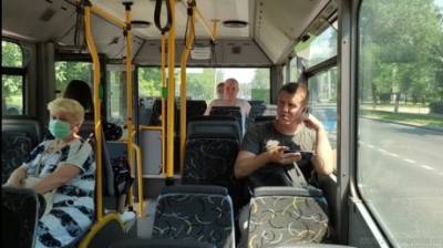 Пензенцы жалуются на грязь в автобусах после дезинфекции
