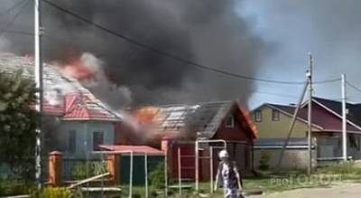 В МЧС рассказали подробности пожара в Чебоксарском районе: школьник баловался со спичками и горючим