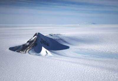 В Антарктиде внезапно исчезло озеро