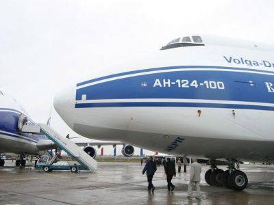 Первая российская авиакомпания отказалась летать над Беларусью