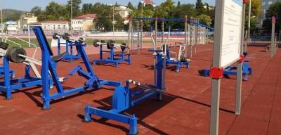 Губернатор Кубани поручил обновить школьные стадионы и спортплощадки