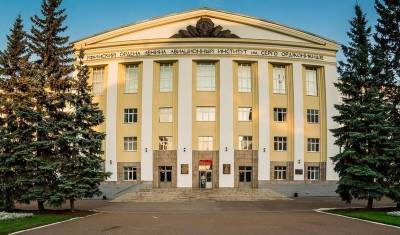 Студенты УГАТУ пожаловались Хабирову на ректора из-за реорганизации вуза