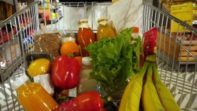 Эксперт рассказала, могут ли продукты из супермаркета и БАДы продлить жизнь - piter.tv - Россия