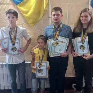 Юные запорожцы стали призерами чемпионата Украины по шашкам